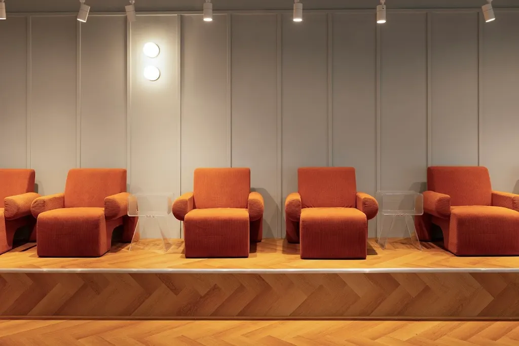 Urban Nail Box - Ballard — Nail salon in Seattle